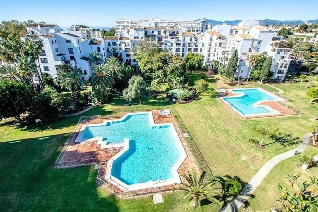 Caprichoso Apartamento En El Corazon De Puerto Banus Marbella Buitenkant foto