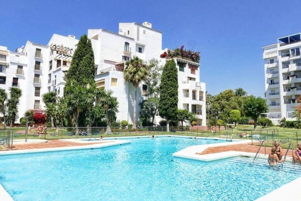 Caprichoso Apartamento En El Corazon De Puerto Banus Marbella Buitenkant foto